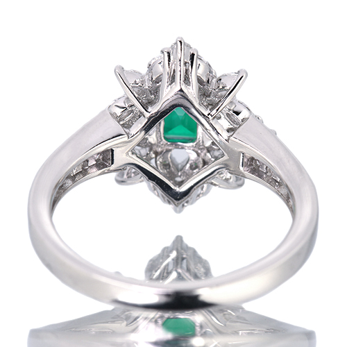 ⭐エメラルド ⭐ダイヤモンドのプラチナの指輪 コロンビア産エメラルド 0.34ct ダイヤモンド 0.6ct プラチナ