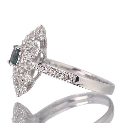 アレキサンドライト 0.35ct ダイヤモンド 0.7ct プラチナ リング(指輪