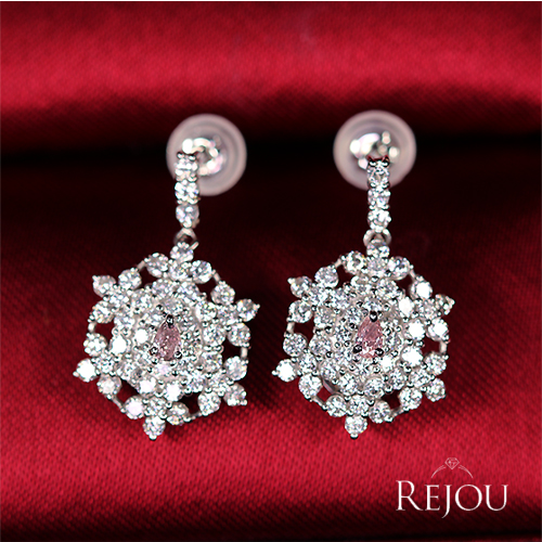 ピンクダイヤモンド 0.055ct/FIPP/I1 0.044ct/FIP/I1 ダイヤモンド 1.1ct プラチナ ピアス