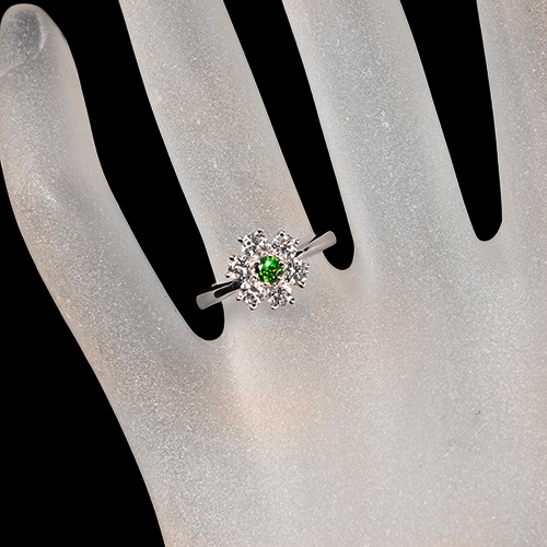デマントイドガーネット 0.18ct ダイヤモンド 0.8ct プラチナ