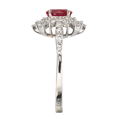 非加熱ピジョンブラッドルビー 0.7ct ダイヤモンド 0.6ct