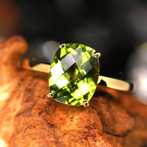 新着＞ペリドット 2.5ct ダイヤモンド イエローゴールド リング(指輪