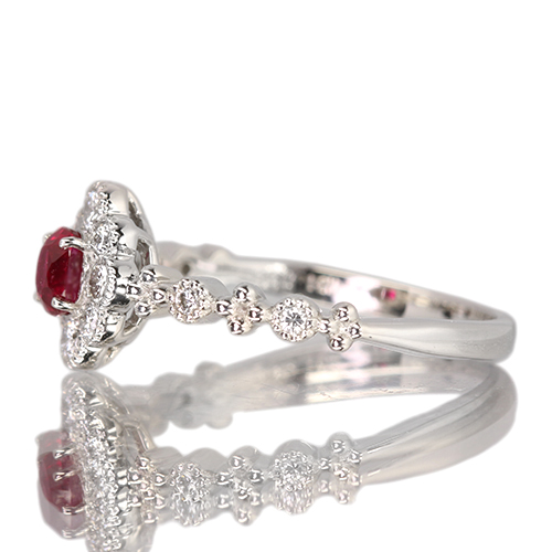 ミャンマー産(ビルマ産)非加熱ピジョンブラッドルビー 0.31ct