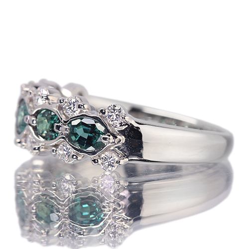 第372回抽選販売＞アレキサンドライト 0.8ct ダイヤモンド プラチナ 