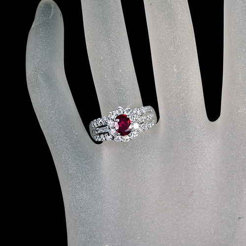 ピジョンブラッドルビー 0.7ct ダイヤモンド 1.1ct プラチナ ピジョンブラッドルビー 0.7ct ダイヤモンド 1.1ct プラチナ