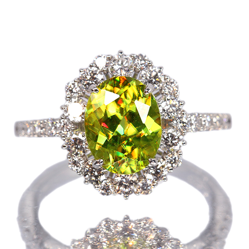 スフェーン 2.2ct ダイヤモンド 0.7ct プラチナ リング(指輪)【品質