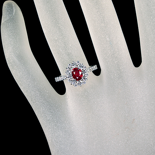 レッドスピネル 0.6ct ハートアンドキューピッドダイヤモンド(H&C) 0.8