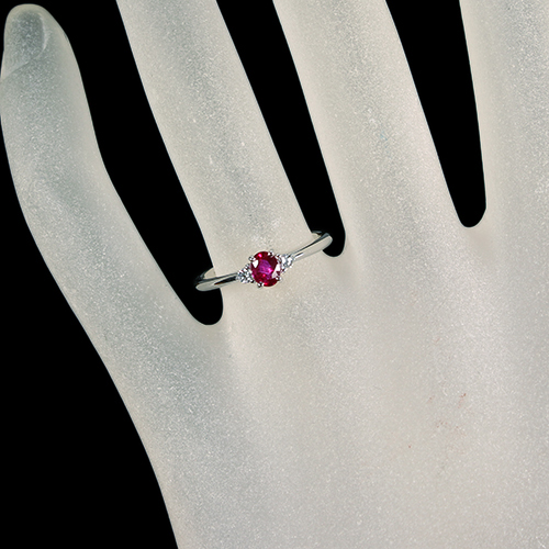 非加熱ピジョンブラッドルビー0.3ct ハートアンドキューピッド 