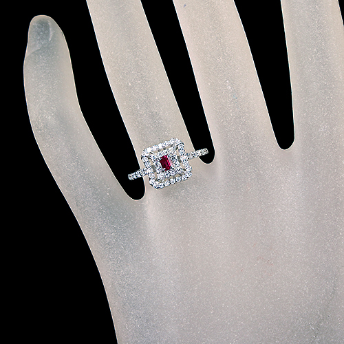スクエアルビー　ダイヤモンド　リング　0.75/0.11ct　プラチナ ハートシェイプルビー 0.4ct ダイヤモンド 0.5ct プラチナ