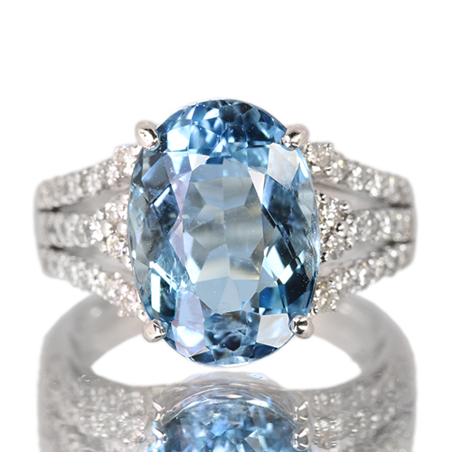 サンタマリアアクアマリン 6.2ct ダイヤモンド 0.6ct ホワイト サンタマリアアクアマリン 6.2ct ダイヤモンド 0.6ct ホワイト