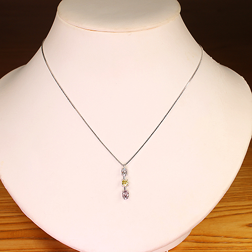 ピンクダイヤモンド 0.38ct/FPP イエローダイヤモンド 0.34ct ピンクダイヤモンド 0.38ct/FPP イエローダイヤモンド 0.34ct