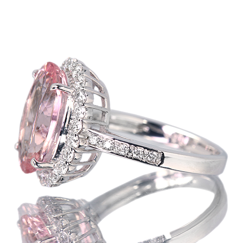 モルガナイト 5.1ct ダイヤモンド 0.6ct プラチナ リング(指輪 モルガナイト 5.1ct ダイヤモンド 0.6ct プラチナ リング(指輪