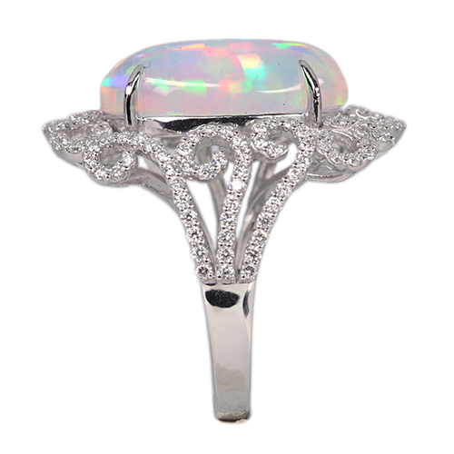 エチオピア産ウェロオパール 6.6ct ダイヤモンド 1.0ct プラチナ 