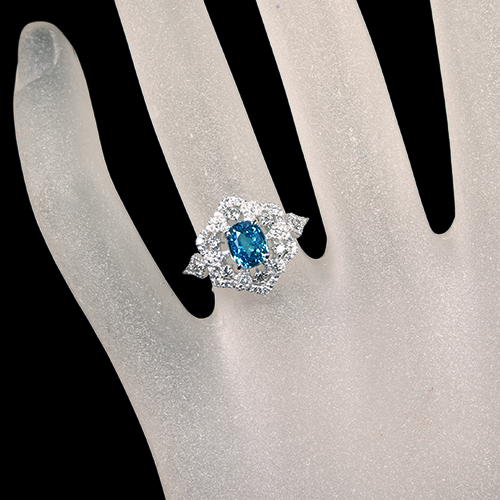 ブルージルコン 2.2ct ダイヤモンド 0.3ct プラチナ リング(指輪