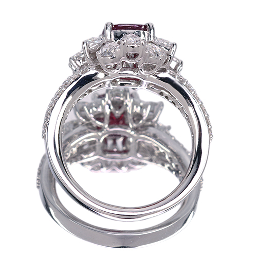 ミャンマー産(ビルマ産)非加熱ピジョンブラッドルビー 1.62ct