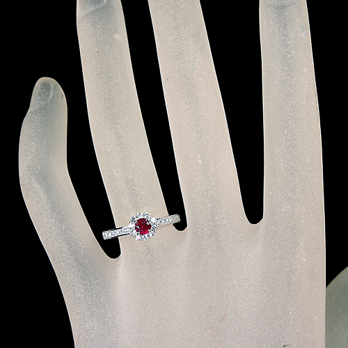 レッドベリル 0.2ct ダイヤモンド 0.3ct プラチナ リング(指輪