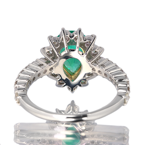 コロンビア産エメラルド(vivit green) 1.3ct ダイヤモンド 約1ct プラチナ イエローゴールド リング(指輪)【品質保証書/KGL宝石鑑別書】  即納ジュエリー ジュエリー通販リジュー | レアストーン・高級ジュエリーオンラインショップ