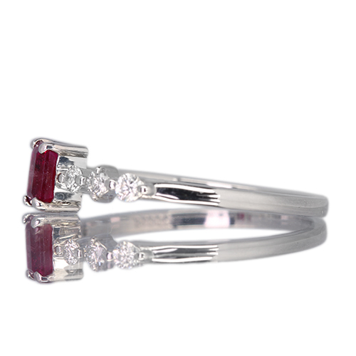 レッドベリル 0.23ct ダイヤモンド プラチナ リング(指輪)【品質保証書