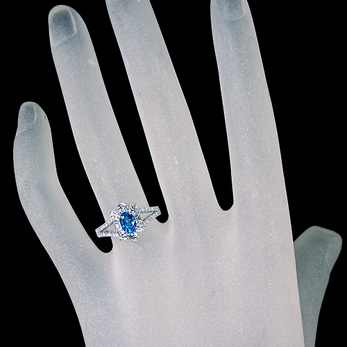 アウイナイト 0.4ct ダイヤモンド 0.7ct プラチナ リング(指輪