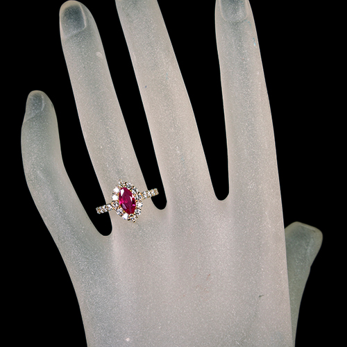 ミャンマー産(ビルマ産)ルビー 1.0ct ダイヤモンド 0.8ct イエロー