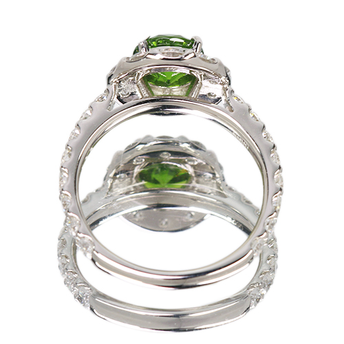 ロシア産デマントイドガーネット 1.1ct ダイヤモンド 1.2ct