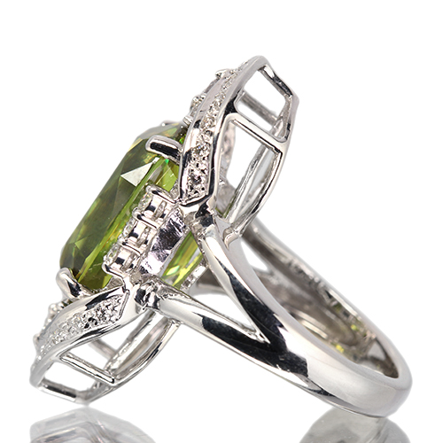 スフェーン 約11ct ダイヤモンド 約0.7ct プラチナ リング(指輪)【品質