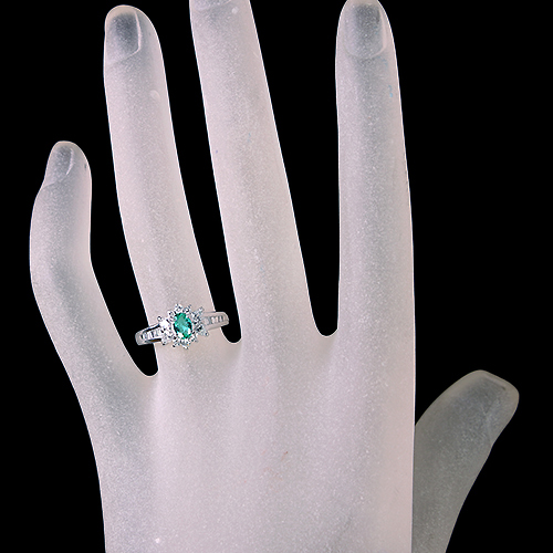 お値さげ！プラチナ　パライバトルマリン5石　15号リング ブラジル産パライバトルマリン ダイヤモンドリング PA 0.553ct