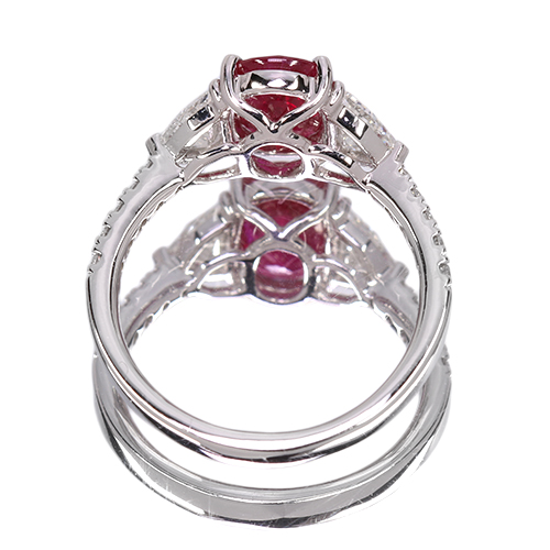 ミャンマー産(ビルマ産)ピジョンブラッドルビー 2.0ct ダイヤモンド