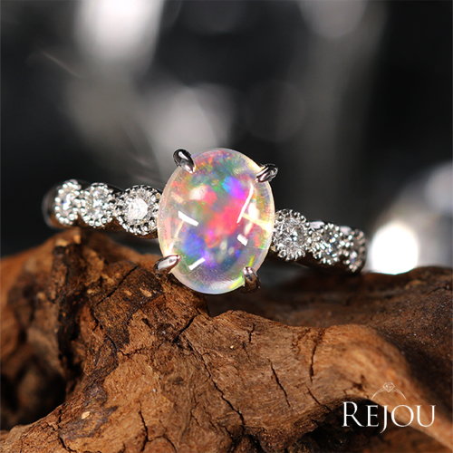 エチオピア産ウェロオパール 1.3ct ダイヤモンド プラチナ リング(指輪