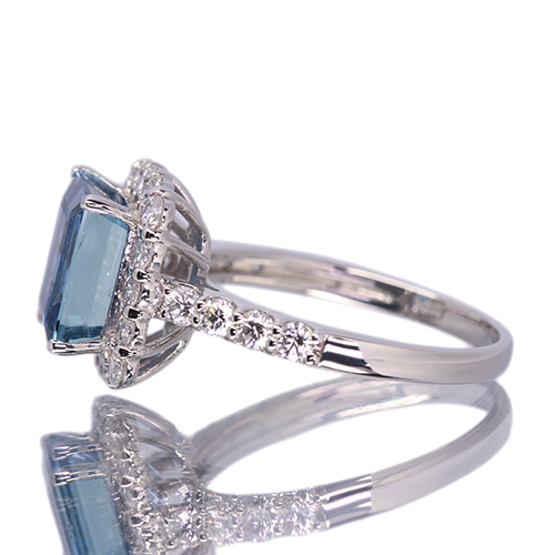 マ*カ様 ダイヤモンドプラチナリング プラチナ ダイヤモンド リング（中石0.334ct 脇石0.81ct・VVS-2