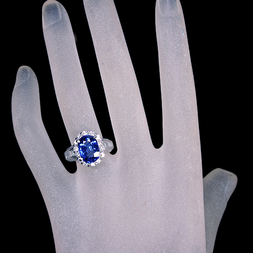 E0167】 K18WG サファイア 4.5ct フラワーモチーフ 14号 鑑別