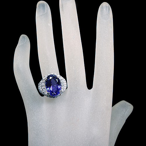 プラチナ ダイヤモンド リング（中石0.51ct 脇石0.74ct・Hカラー