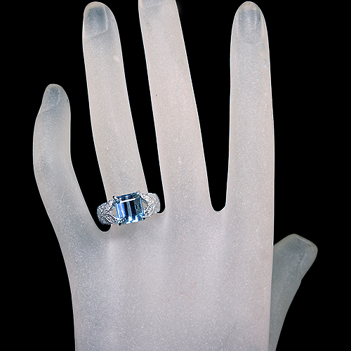 サンタマリアアクアマリン 約4ct ダイヤモンド 0.2ct プラチナ リング