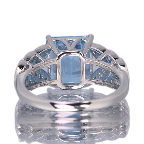 サンタマリアアクアマリン 約4ct ダイヤモンド 0.2ct プラチナ リング