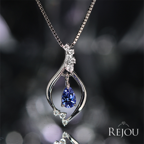 ベニトアイト 0.2ct ダイヤモンド プラチナ ネックレス【品質保証書