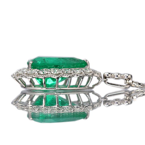 エメラルド 3.3ct ダイヤモンド 0.6ct プラチナ ネックレス【品質