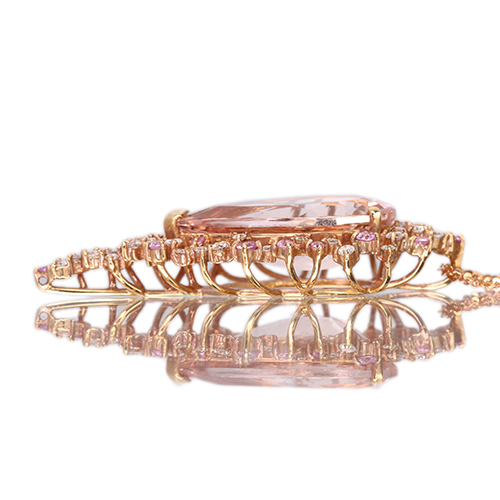 モルガナイト 7.1ct ピンクサファイア 0.5ct ダイヤモンド 0.6ct