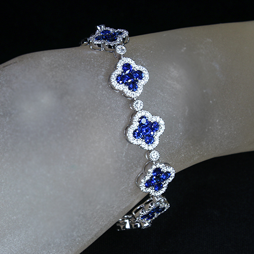 ブルーサファイア 約8ct ダイヤモンド 2.5ct ホワイトゴールド