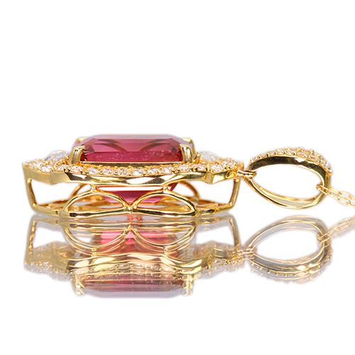 レッドピンクトルマリン（ルベライト） 7.1ct ダイヤモンド 0.7ct