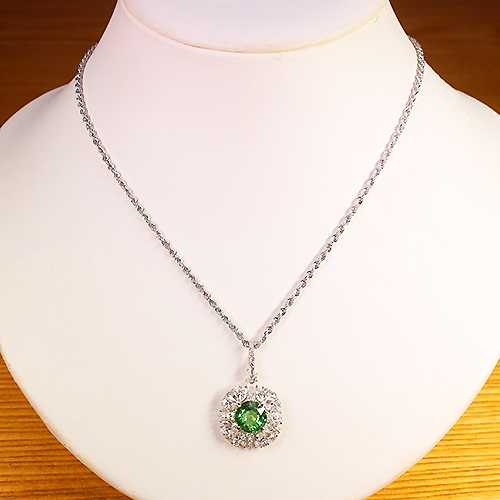グリーンガーネット（ツァボライト） 3ct ダイヤモンド 1.4ct ホワイト