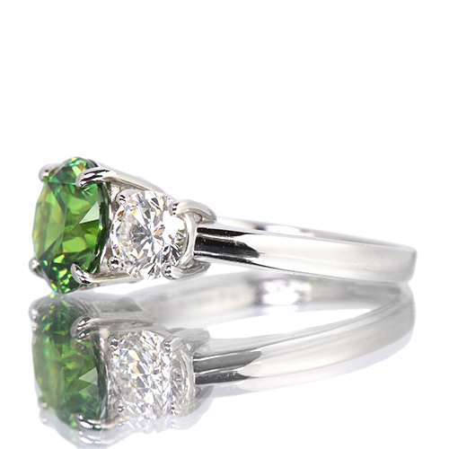 第456回抽選販売＞ロシア産デマントイドガーネット 2.4ct