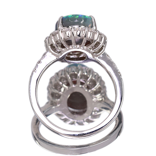 オーストラリアライトニングリッジ産ブラックオパール 3.5ct