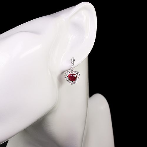ハートシェイプピジョンブラッドルビー 2.4ct ダイヤモンド 約0.6ct