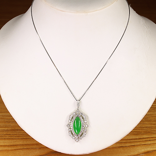 翡翠（ヒスイ） 3.4ct ダイヤモンド 約1ct プラチナ ネックレス【品質