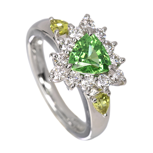 グリーンガーネット（ツァボライト） 1.3ct イエロートルマリン 0.3ct