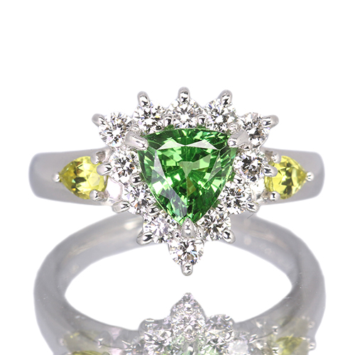 グリーンガーネット（ツァボライト） 1.3ct イエロートルマリン 0.3ct