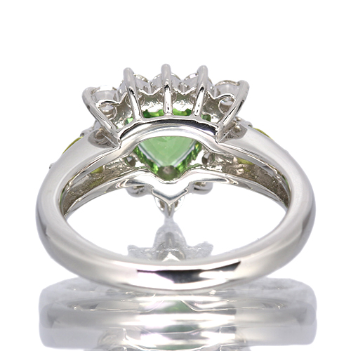 グリーンガーネット（ツァボライト） 1.3ct イエロートルマリン 0.3ct
