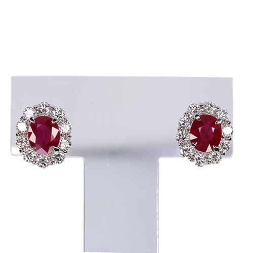 ミャンマー産(ビルマ産)ピジョンブラッドルビー 2.1ct ダイヤモンド