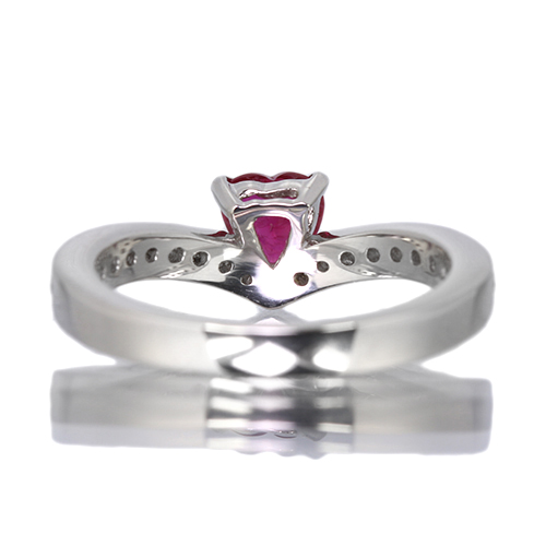 ハートシェイプルビー 0.5ct ダイヤモンド 0.2ct プラチナ リング(指輪