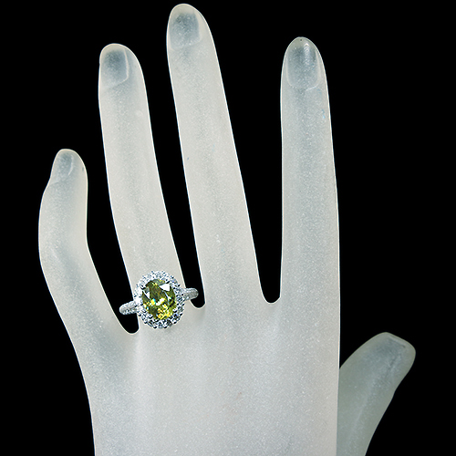 スフェーン 3.05ct ダイヤモンド 0.86ct プラチナ リング(指輪)【品質